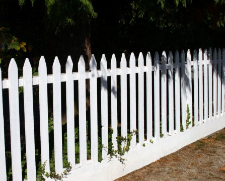 Picket fencing